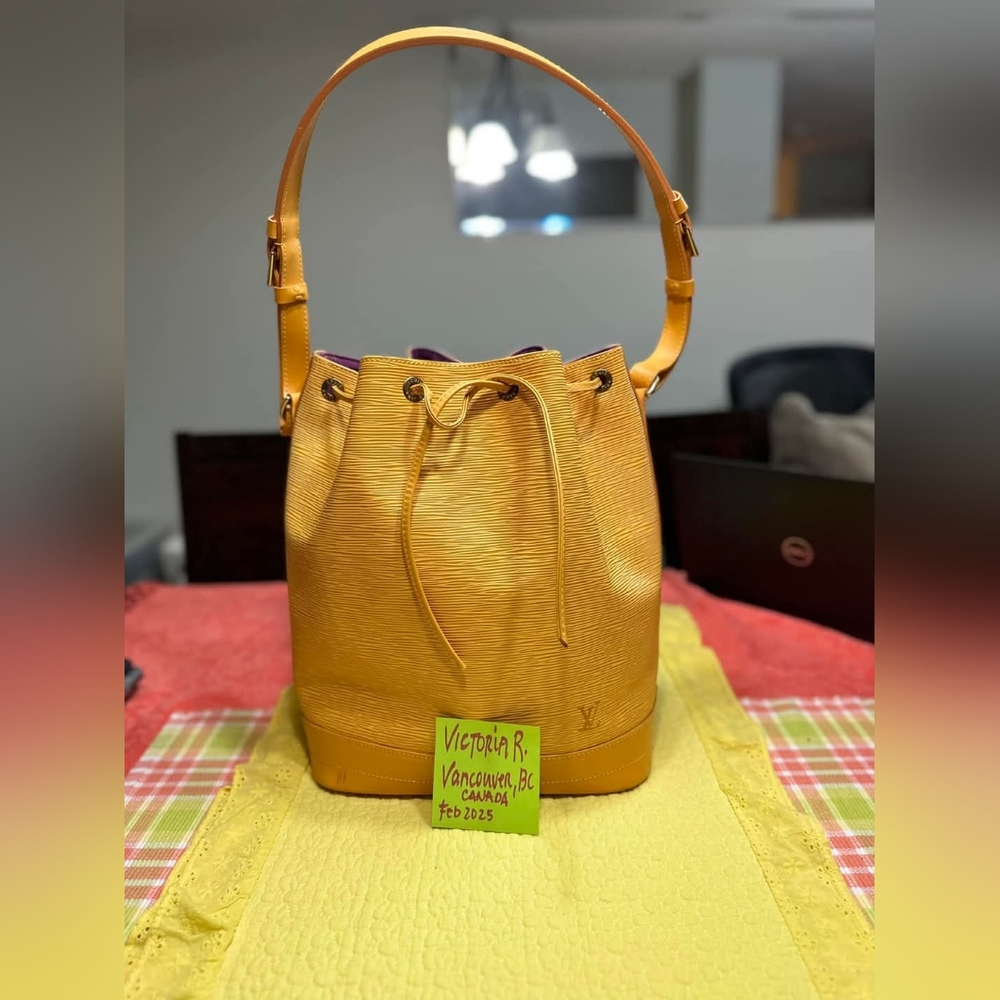 Louis Vuitton Epi Noe GM Bucket Yellow